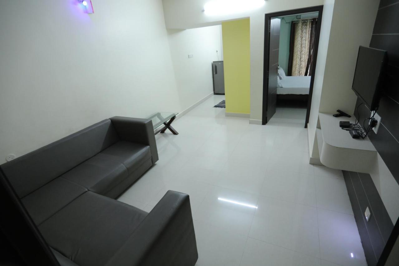 Moonlight Residency Hotel Tiruchirappalli Ngoại thất bức ảnh